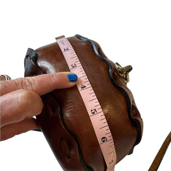 Vintage Tooled Genuine Leather Festival Saddle Bag Mini Purse Toggle Closure - Picture 12 of 15